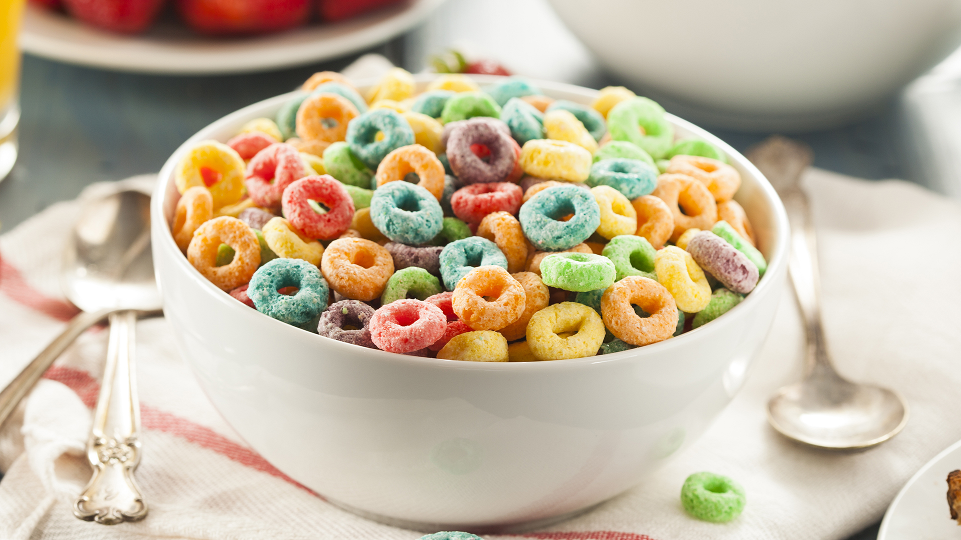 Ngũ cốc cũng là một món ăn sáng tiện lợi, tuy nhiên, lượng calo mà bạn tiêu thụ từ món ăn này cũng vô cùng đáng báo động